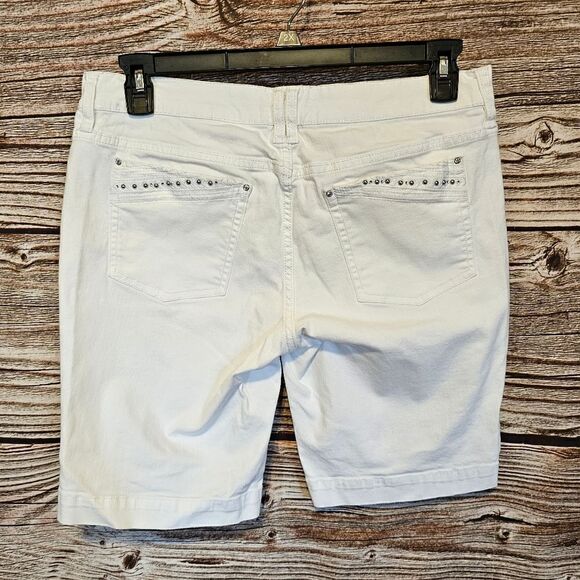 White house Black Market shorts white women's 10 silver Embellishments Pre-owned - Picture 2 of 7
